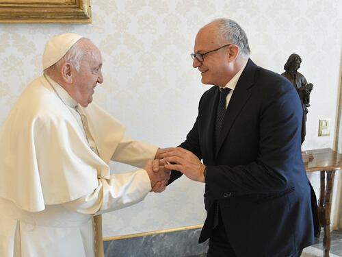 Roma, risveglio amaro di Gualtieri. Dal sogno californiano al caos lavori del Giubileo