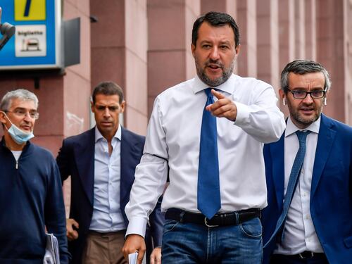 Matteo Salvini scuote la maggioranza: per stare al governo con Pd e M5S non basta il Maalox