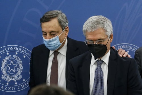 Economia, crescita dell'Italia in salita anche nel 2022. Pil sempre più su, ma c'è l'incognita inflazione