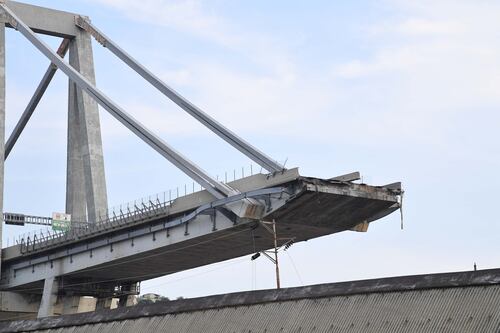 Falsi controlli sulle autostrade. Arresti, perquisizioni e sequestri