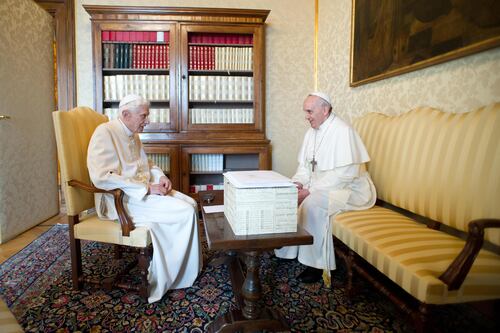 La Consacrazione di Papa Bergoglio e Ratzinger per evitare la profezia di Fatima sulla Russia