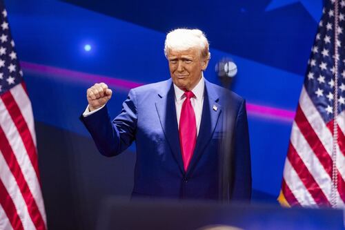 Il ciclone Trump sconvolge gli equilibri: il nuovo ordine mondiale con l’Europa ai margini