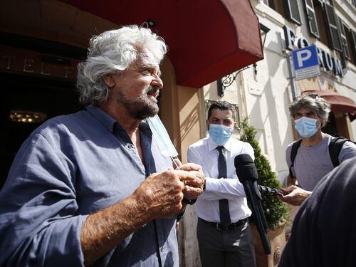 Grillo, salvaci tu. Nel Movimento 5 Stelle bocciano Giuseppe Conte e puntano sul fondatore