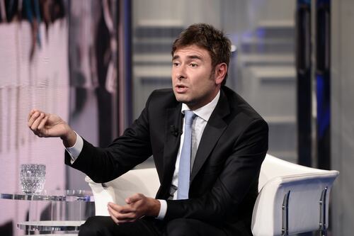 Scontro totale sulla Tav. Di Battista: "Salvini non rompa i c..."