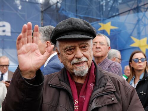 Pd, rispunta Occhetto: "Diventate maggiorenni". Mazzata a Schlein e Conte