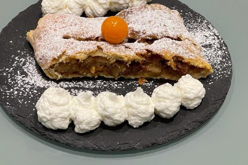 Una squisita bontà che profuma di montagna: strudel di mele