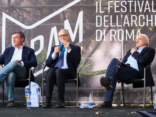 Da Calenda i soliti simpatici insulti e l'ossessione per Michetti. Ma il giochetto pro-Gualtieri è smascherato