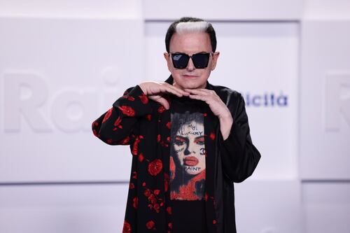 Sanremo 2024, Malgioglio difende Travolta: "Perché nessuno ha detto niente"
