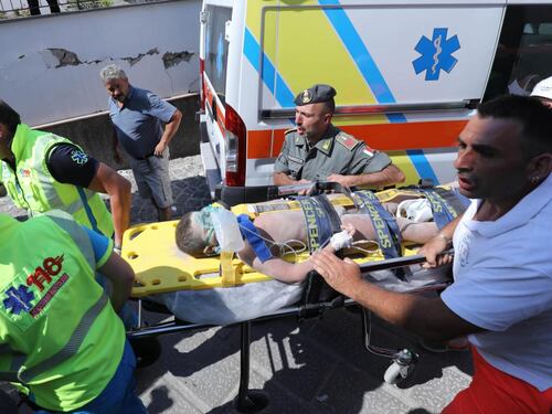 Terremoto Ischia, l'eroe è Ciro: ha aiutato i soccorritori a salvare i fratellini