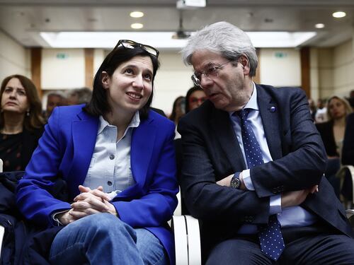 Pd, tutti contro Schlein. Gentiloni suona la carica: “Non c’è alternativa al governo Meloni”