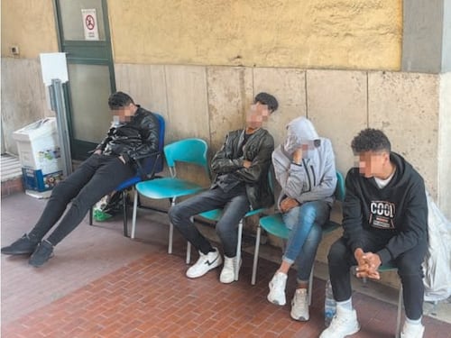 Minori stranieri e soli, se ne trovano 50 al mese. Il report su Roma e Lazio
