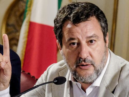 Palestina, Salvini contrario al riconoscimento: “Un regalo ai terroristi di Hamas”