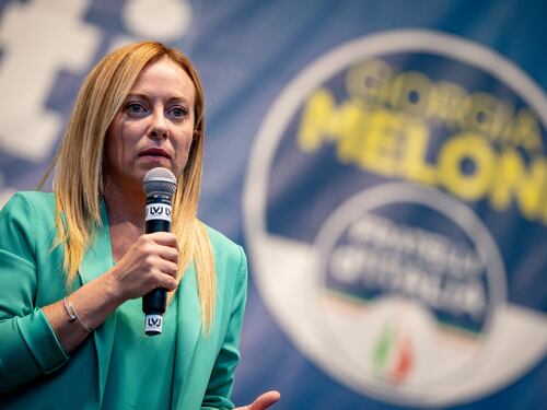 “Al governo senza vincere le elezioni”. Meloni disintegra il Pd con un solo messaggio
