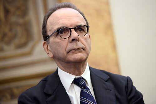 Parisi ci risparmi le sue lezioncine