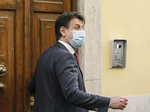 Conte torna avvocato per Grillo e porta in tribunale Casaleggio. Che brutta fine per i 5Stelle