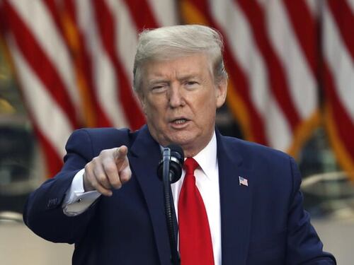 Iran, Vance non parte per trattare la pace. Trump: "Mi aspetto di dover bombardare"