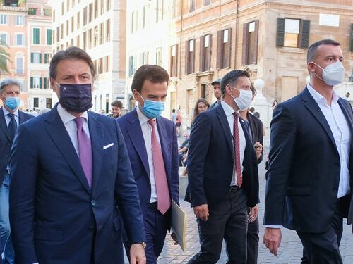 Il Covid a Palazzo Chigi. Rocco Casalino: ieri ho scoperto di essere positivo