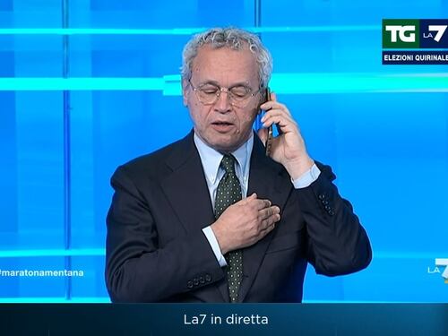 La telefonata che non ti aspetti: incursione di Beppe Grillo in diretta da Enrico Mentana