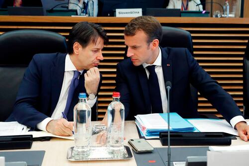 Incontro segreto a Villa Borghese. Così Conte ha sbloccato il caso Lifeline con Macron