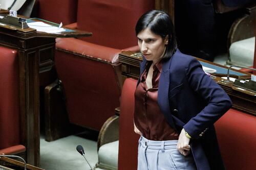 Pd, sull’invio di armi all’Ucraina scatta la ribellione a Schlein