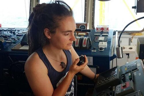 Sea Watch, la capitana è indagata. Conte: Paesi Ue pronti a prendere i migranti