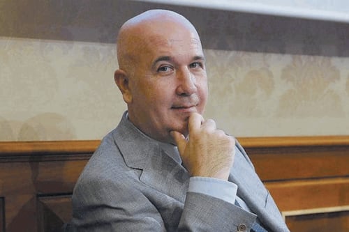 Meloni vola nei sondaggi. Noto: "Gli attacchi di giudici e spioni non la indeboliscono"