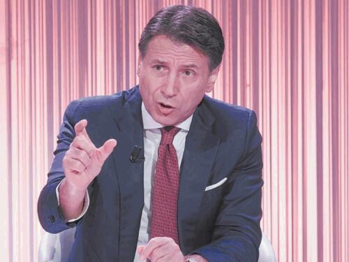Elly Schlein-Giuseppe Conte, vanno allo stesso evento e si ignorano