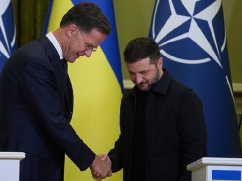 Zelensky a Bruxelles con Nato e Ue, e domani vede Meloni. Costa: da Usa inaccettabili minacce