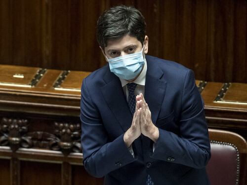 Il "mite" Speranza provoca l'esasperazione popolare