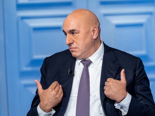 Guido Crosetto sulle armi all'Ucraina: il Parlamento deve essere unito