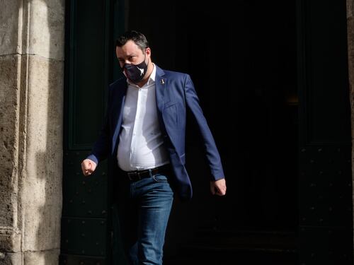 Matteo Salvini scatenato replica ad Enrico Letta: "Ha problemi se pensa a sardine e Ius Soli, noi preferiamo lavorare"