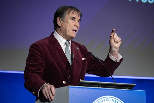 Brunello Cucinelli, bufera e crollo in Borsa. "Azionisti ingannati sulle attività in Russia"