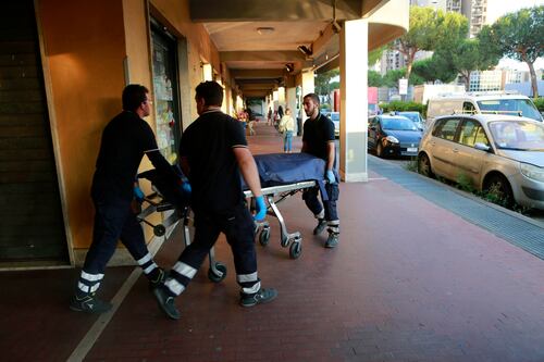 Parte un colpo di pistola: paziente muore in ambulatorio