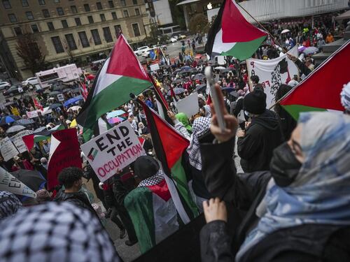 Medio Oriente, le piazze dell'odio: la sinistra estrema manifesta contro Israele