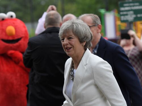 Bisogna imparare dal flop della May