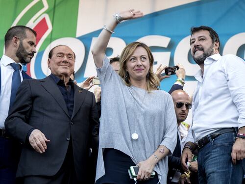 Elezioni, tutti e tre i leader del centrodestra sul palco di piazza del Popolo a Roma