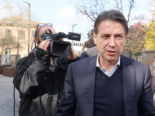 Regionali, Conte fa sprofondare i 5Stelle alla vigilia della resa dei conti. E Grillo ci prova