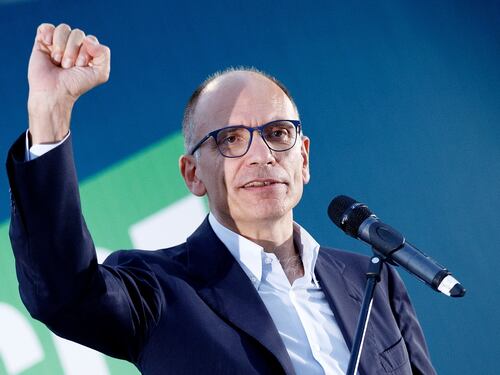 Enrico Letta infanga i giudici sul processo Lucano. Ma i magistrati restano zitti sulle bugie