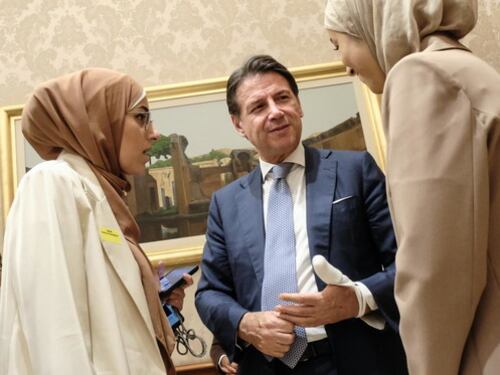 Flotilla, Il Tempo escluso dalla conferenza stampa. E Conte rompe il silenzio: "Illazioni e falsità"