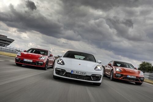 Porsche Panamera ibrida, il lusso va veloce