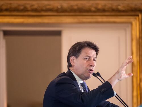 Governo, Giuseppe Conte dà l'ultimatum a Mario Draghi: “Ci risponda o non ci stiamo più”