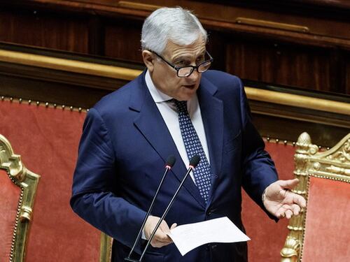 Tajani inchioda Conte: "Mi auguro che smentisca. Linguaggio violento"