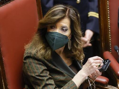La poltrona della Casellati fa gola anche al Pd. Trame per piazzare Letta al Senato
