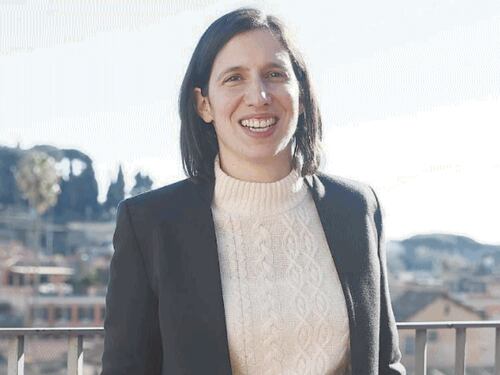 Elly Schlein cerca elettori in Svizzera: proposta del Pd per il voto all'estero