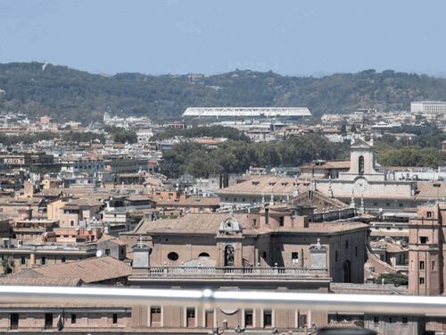 Roma, rivoluzione immobiliare con l’aiutino ai soliti noti. I timori sugli abusivi