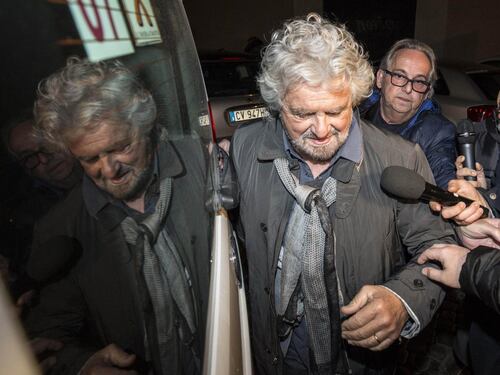 Sfumato il governo Grillo si riprende il Movimento 5 Stelle: "Referendum sull'euro"