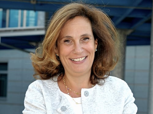 Trafficante di virus, il libro di Ilaria Capua diventa un film