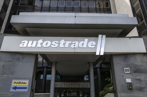 Schiaffo inglese a Mario Draghi sulla cessione di Autostrade a Cassa depositi e prestiti