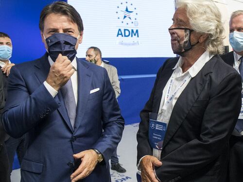Giuseppe Conte leader M5S, "Beppe Grillo non si è congratulato". Retroscena M5S, c'entra Draghi