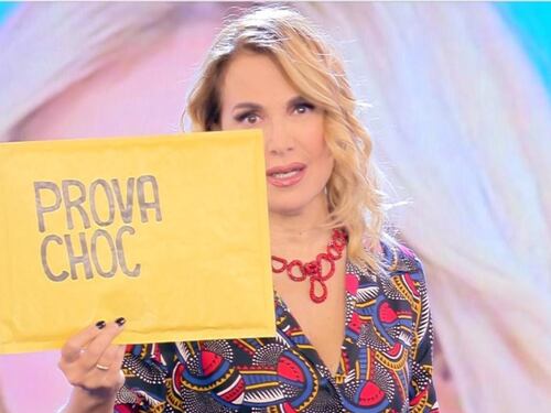 Paola Caruso, l'ex Moreno nega le accuse. A Domenica Live porta queste prove